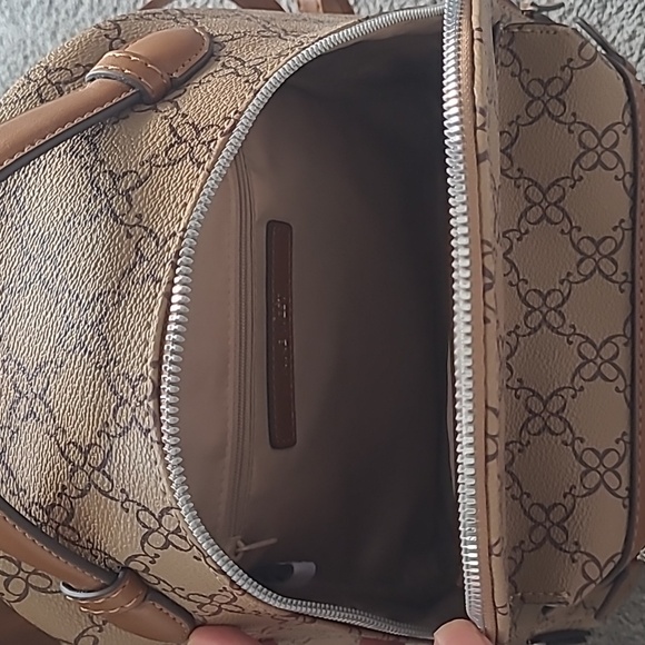 Nine Weat Mini backpack Never Usrd - Picture 3 of 4